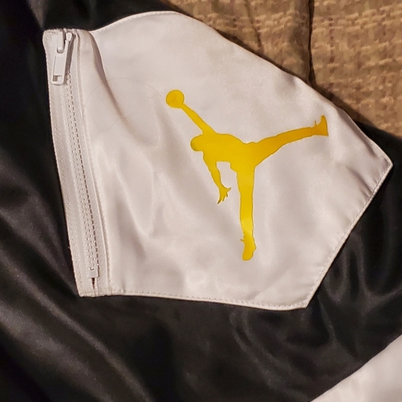 New Air Jordan JumpMan Flight White  Jacket Loose Fit Mens Size XL Y2K - Picture 11 of 13